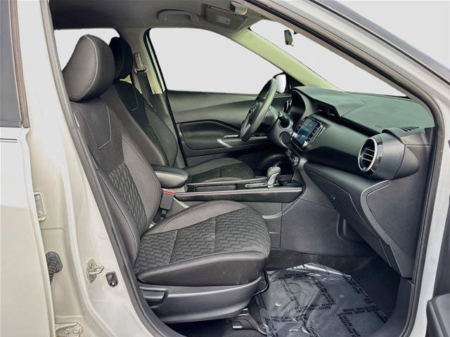 Used 2021 Nissan Kicks SV FWD image 27