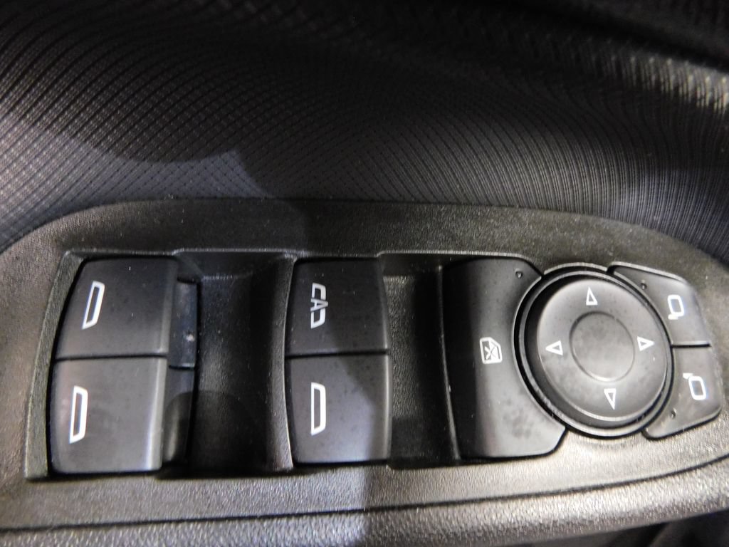 Used 2023 Chevrolet Equinox RS AWD/4WD image 12