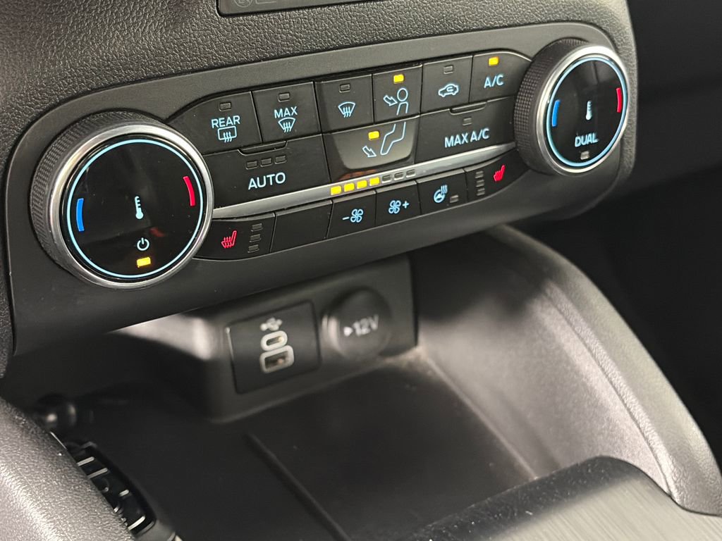 Certified 2025 Ford Escape ST-Line Select AWD/4WD image 21