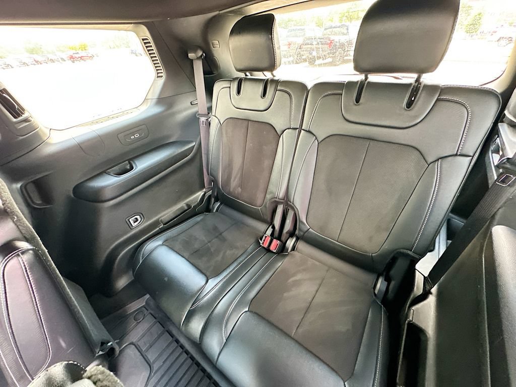 Used 2023 Jeep Grand Cherokee L Laredo RWD image 4