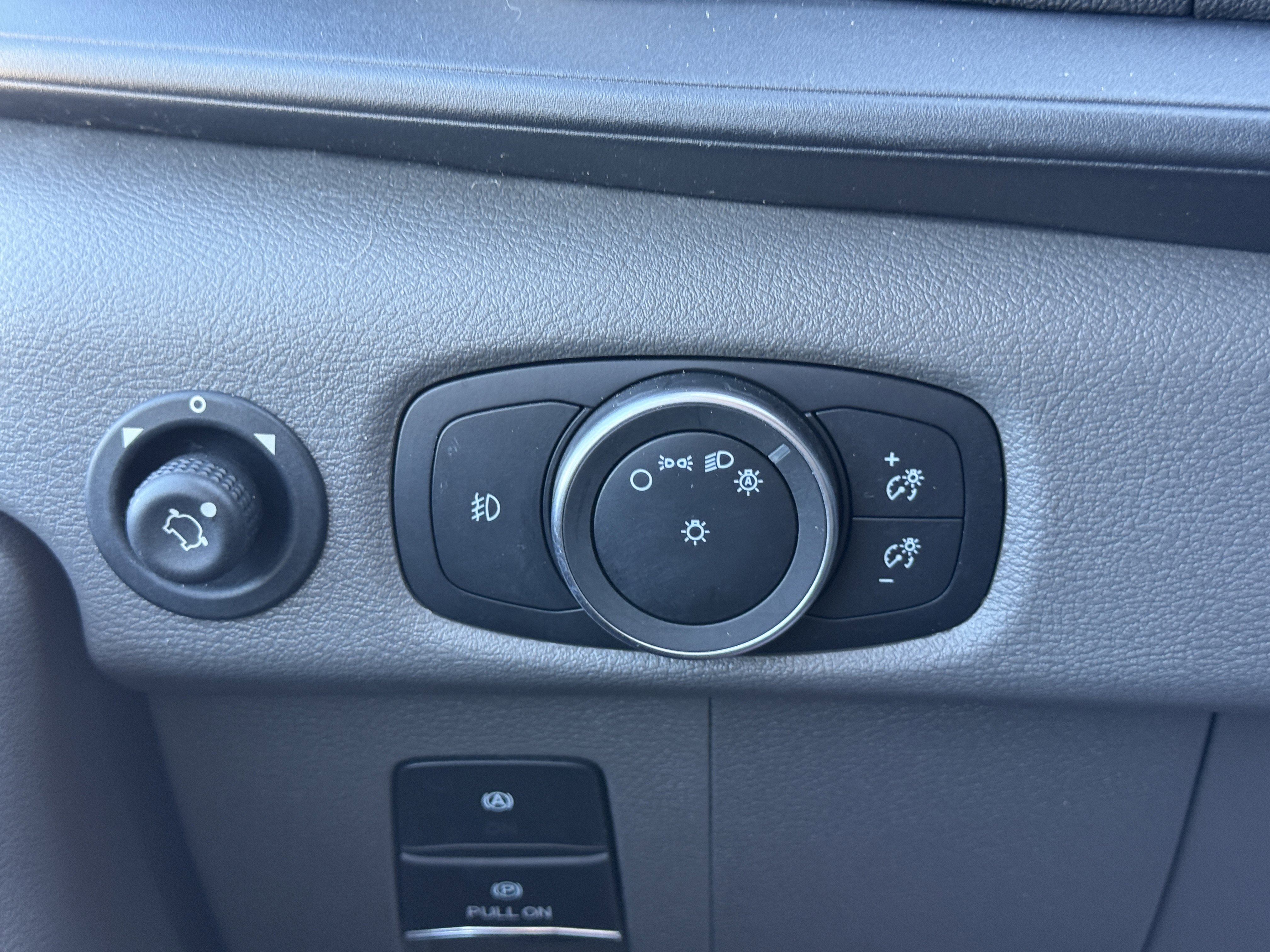 Certified 2024 Ford Transit 250 w/ Exterior Upgrade Package image 22