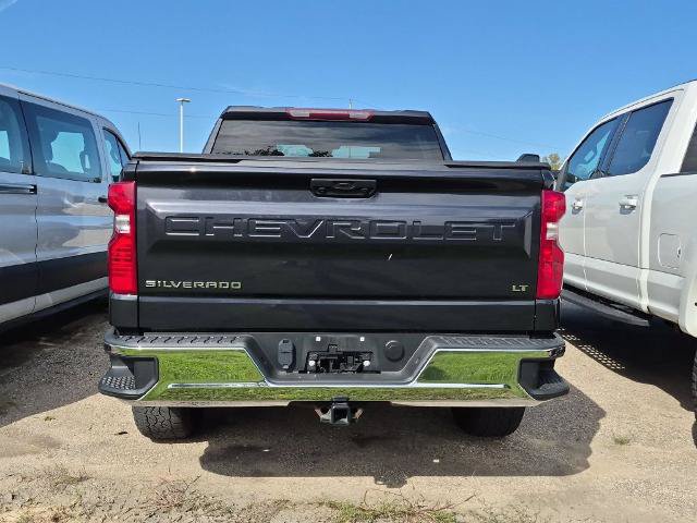 Used 2024 Chevrolet Silverado 1500 LT AWD/4WD image 3