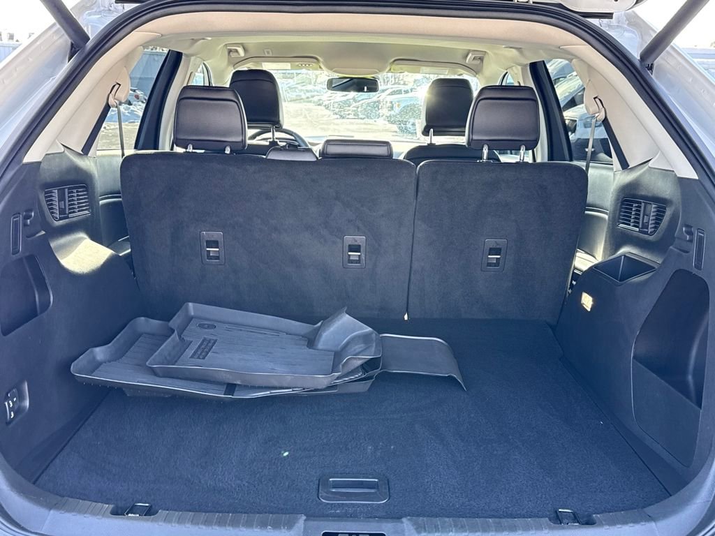 Certified 2024 Ford Edge SEL w/ Convenience Package image 8
