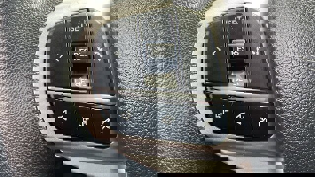 Certified 2022 Ford Explorer XLT w/ Equipment Group 202A image 15