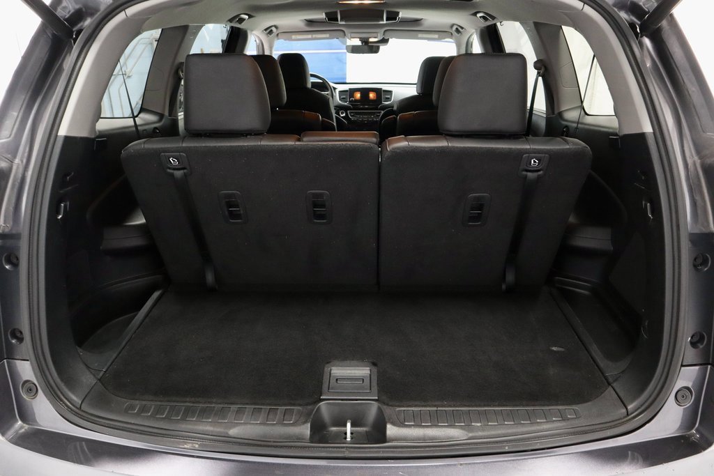 Used 2022 Honda Pilot Touring image 14