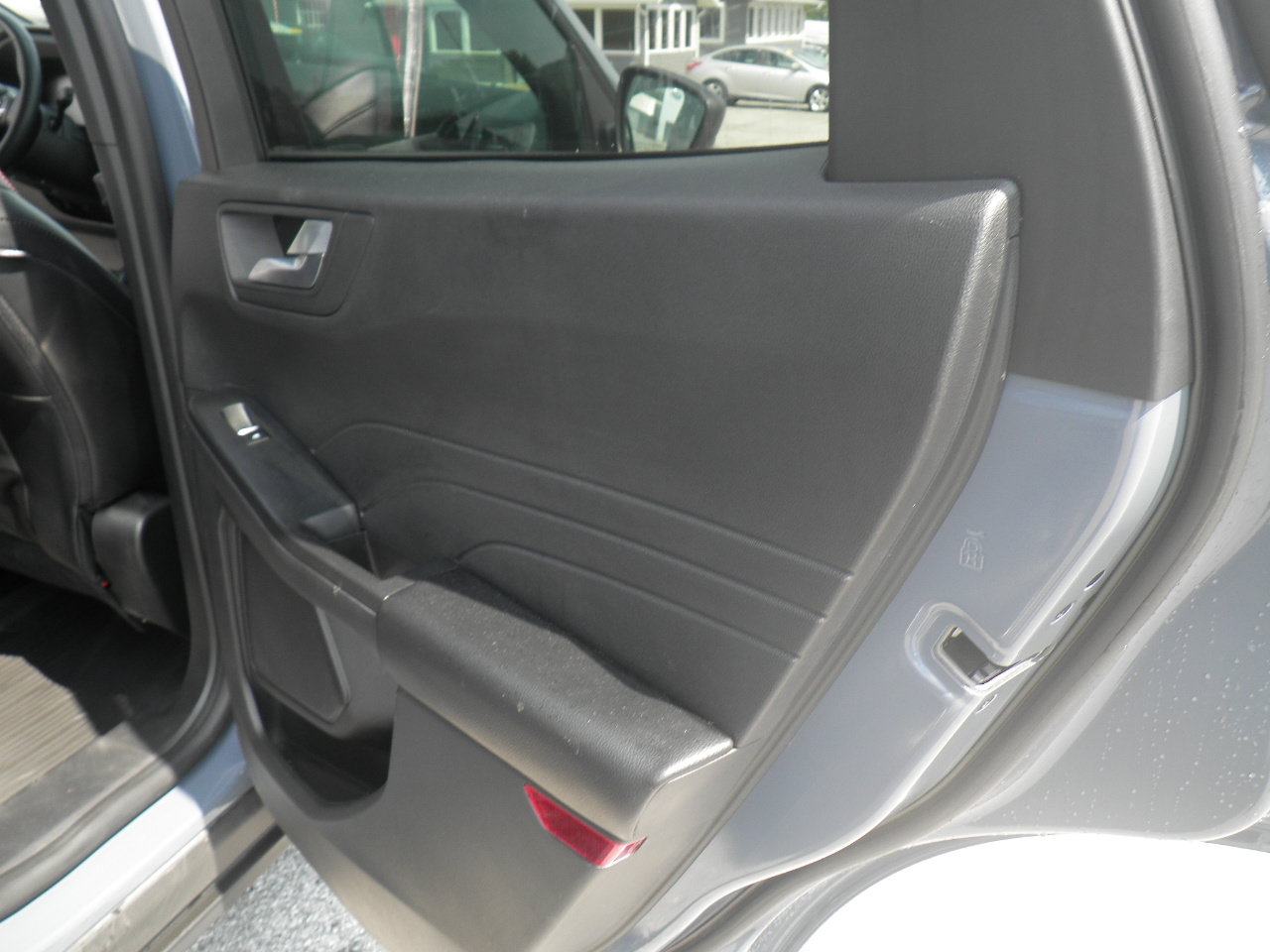 Certified 2025 Ford Escape ST-Line w/ Tech Pack #1 AWD/4WD image 24