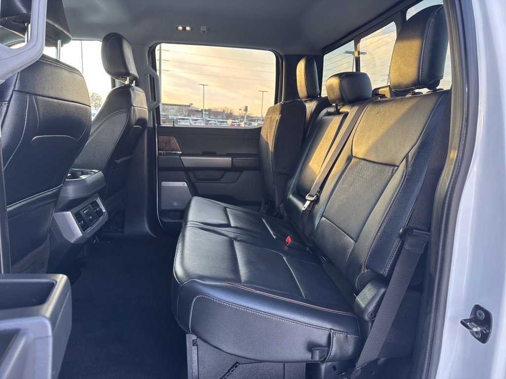 Certified 2024 Ford F350 Lariat w/ Chrome Package image 31
