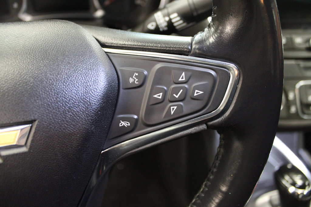 Used 2018 Chevrolet Malibu LT FWD image 23
