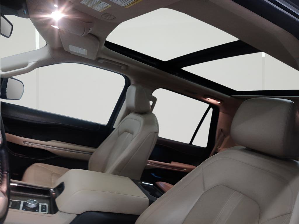 Certified 2022 Ford Expedition Limited image 22