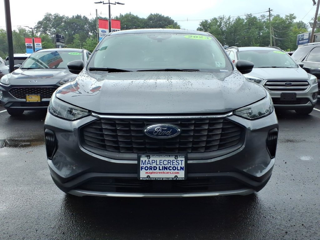 Certified 2023 Ford Escape Active AWD/4WD image 18