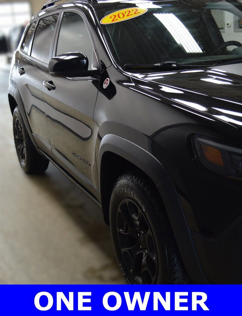 Used 2022 Jeep Cherokee Trailhawk w/ Sound & Nav Group image 7