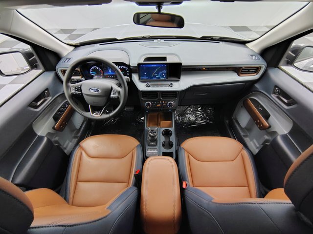 Certified 2024 Ford Maverick Lariat w/ FX4 Off-Road Package AWD/4WD image 2