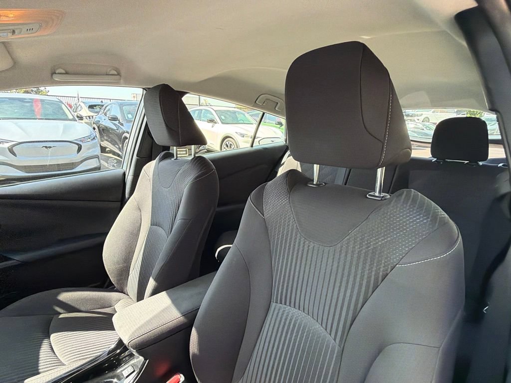 Used 2020 Toyota Prius Prime LE FWD image 24