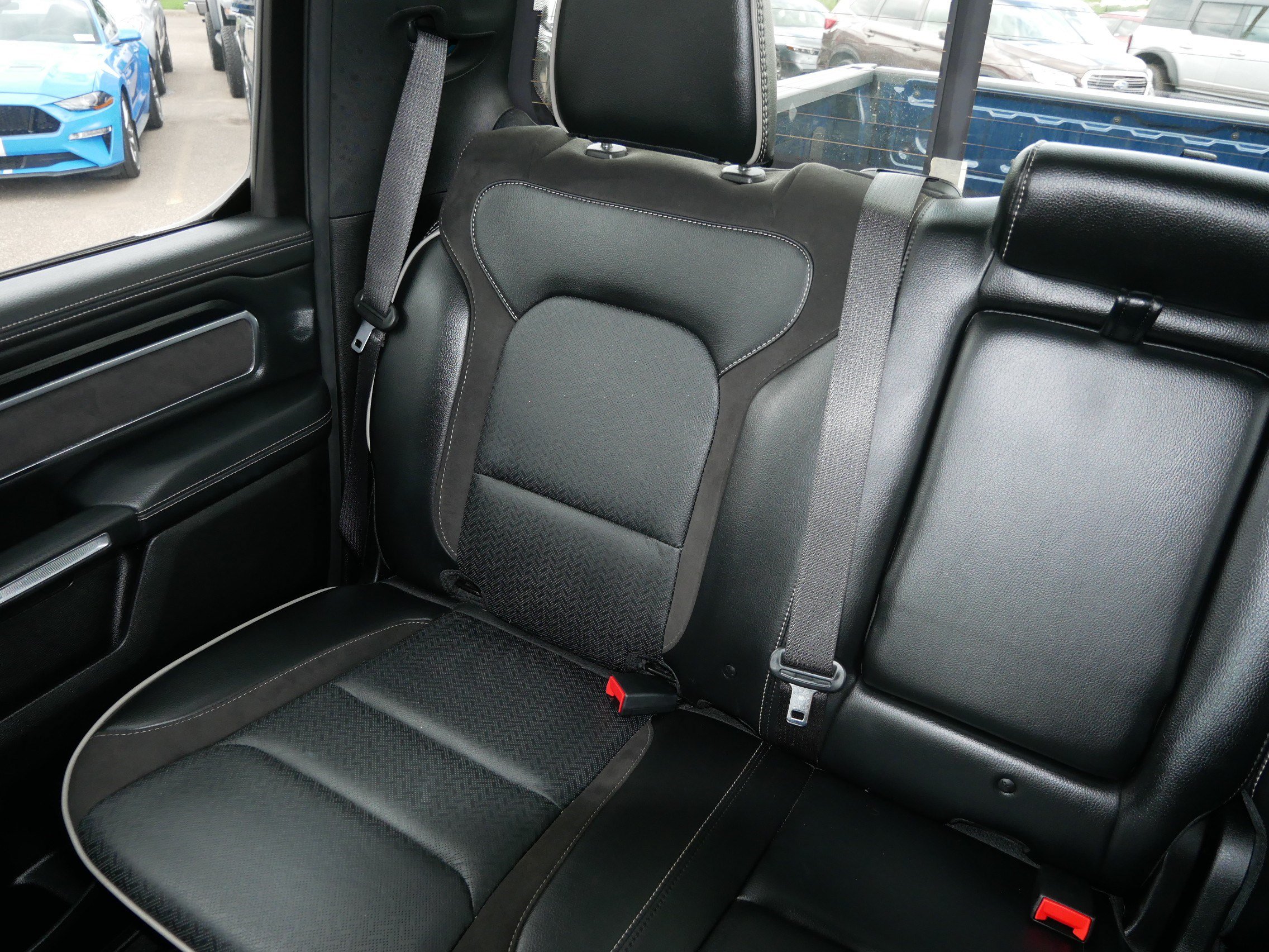 Used 2023 RAM 1500 Laramie AWD/4WD image 12