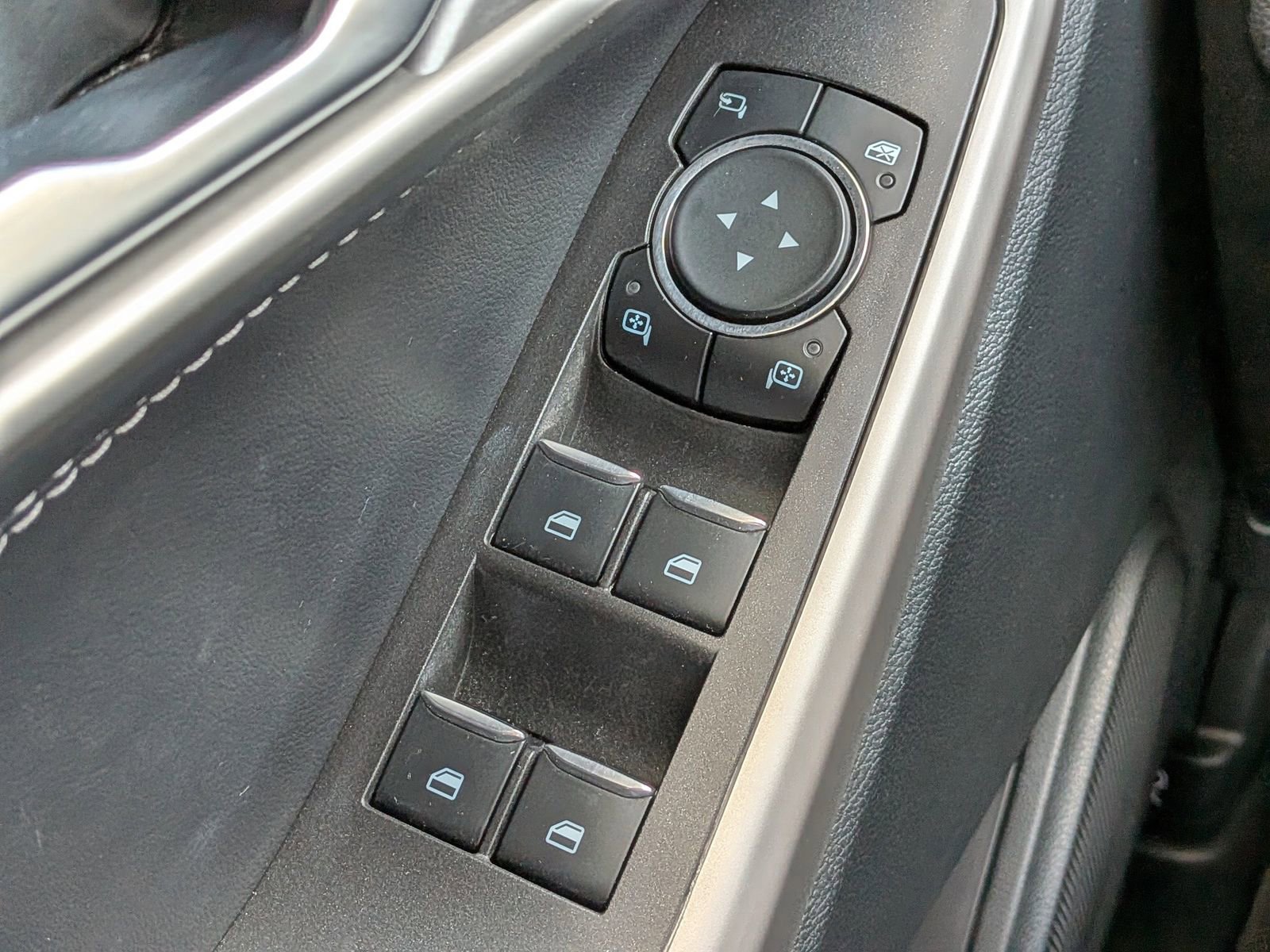 Certified 2023 Ford Explorer Limited w/ Equipment Group 301A image 26