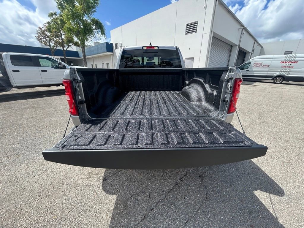 Used 2025 RAM 1500 Laramie AWD/4WD image 79