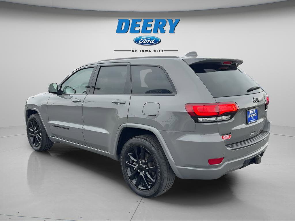 Used 2021 Jeep Grand Cherokee Laredo X AWD/4WD image 5