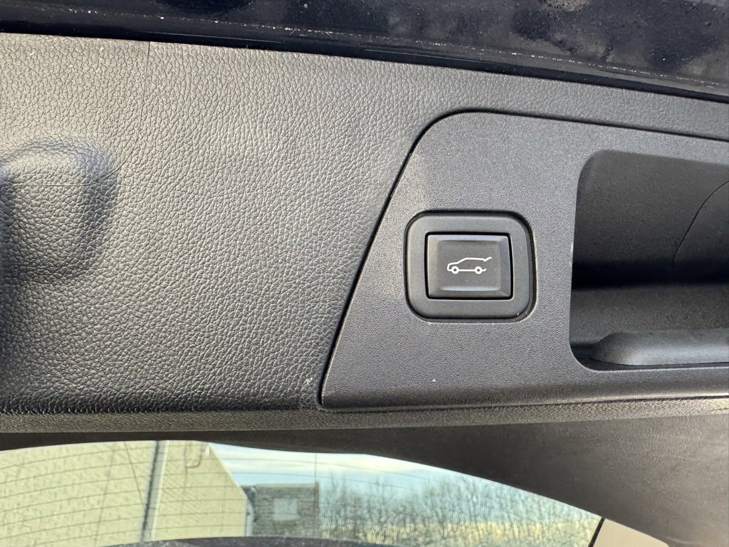 Used 2020 Buick Envision Essence image 26