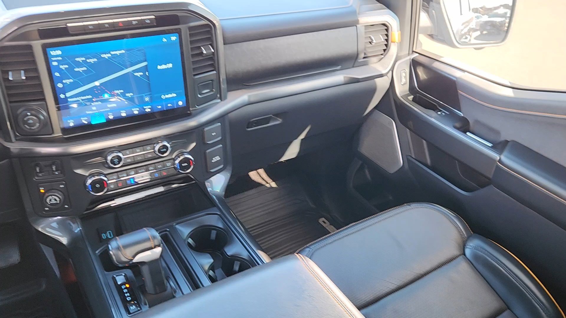 Certified 2022 Ford F150 Tremor w/ Equipment Group 402A High image 18