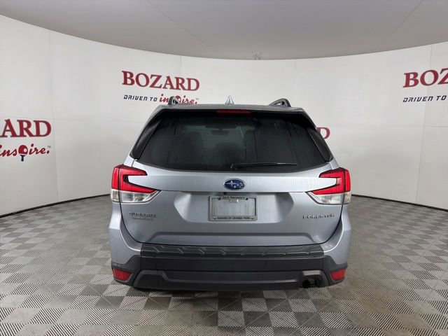 Used 2023 Subaru Forester Premium AWD/4WD image 4