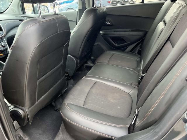 Used 2017 Chevrolet Trax LT w/ LT Convenience Package image 12