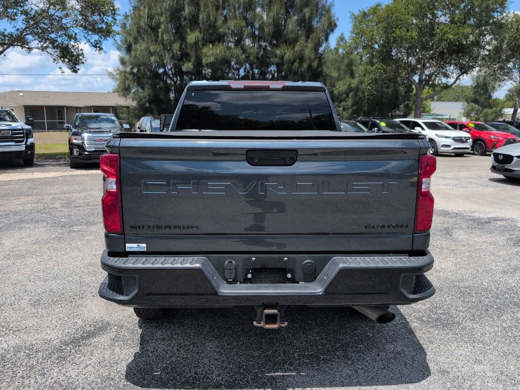 Used 2020 Chevrolet Silverado 2500 Custom w/ Custom Value Package AWD/4WD image 4