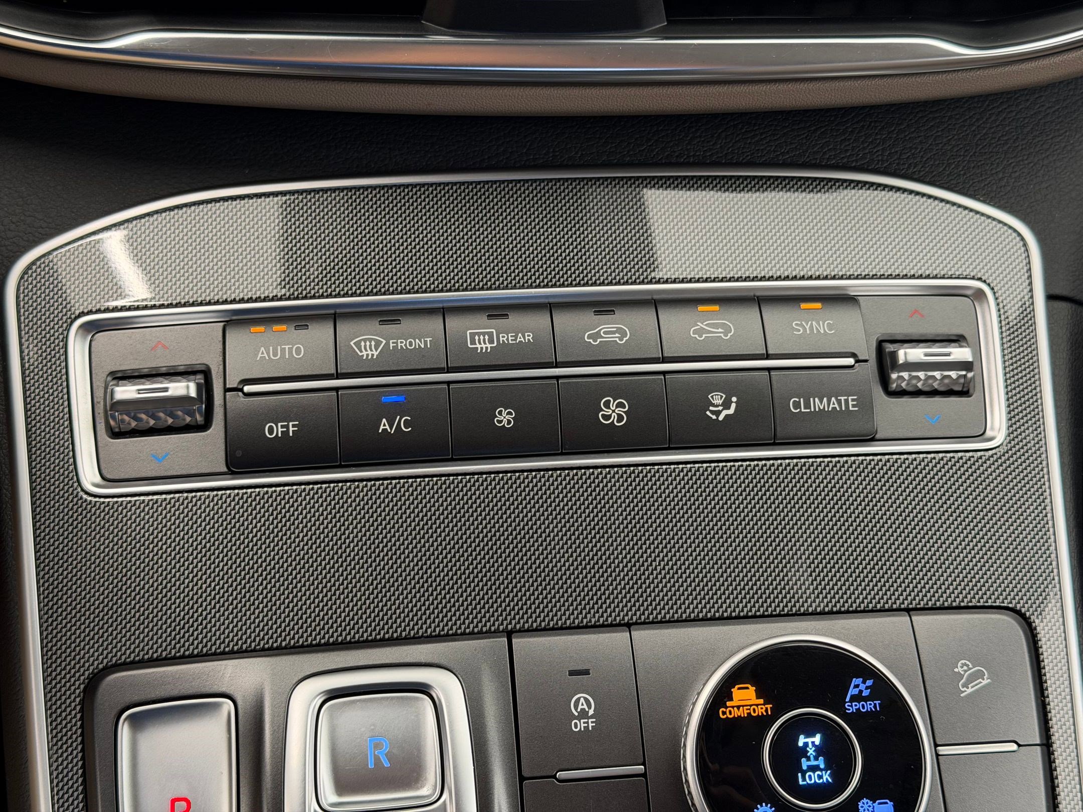 Used 2022 Hyundai Santa Fe SEL w/ Convenience Package image 27