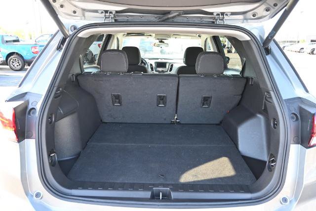 Used 2023 Chevrolet Equinox LT w/ Driver Convenience Package AWD/4WD image 12