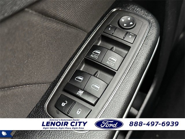 Used 2023 Dodge Charger SXT image 27