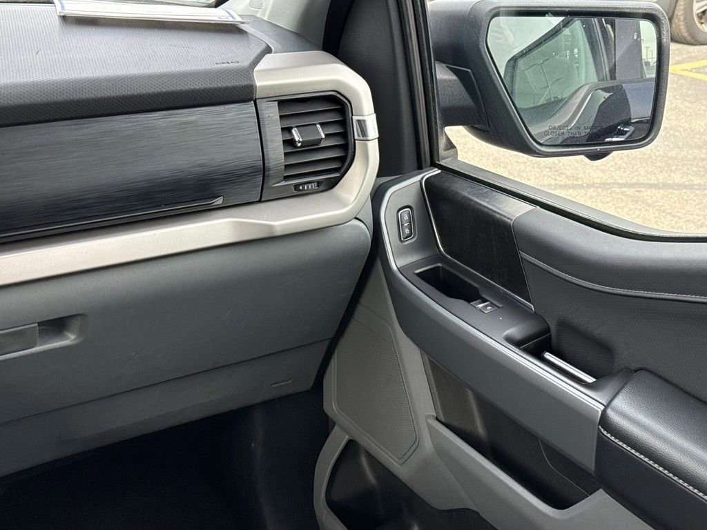 Certified 2021 Ford F150 XLT w/ Equipment Group 302A High image 14