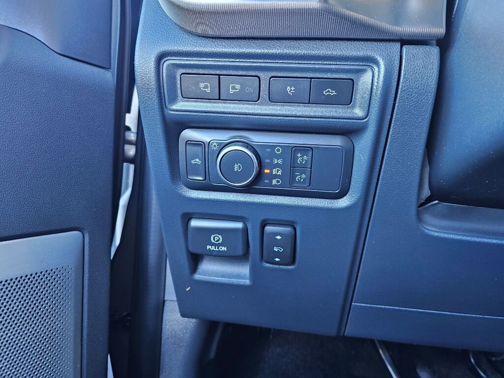 Certified 2023 Ford F150 Raptor w/ Raptor Carbon Fiber Package image 22