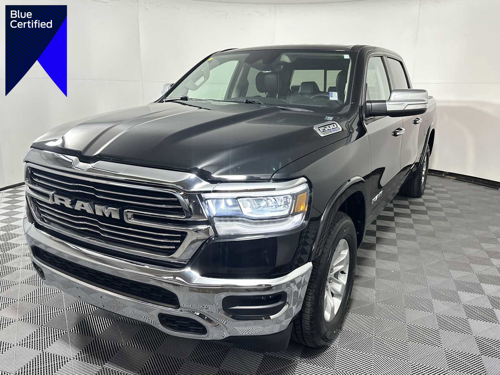 Used 2022 RAM 1500 Laramie image 1