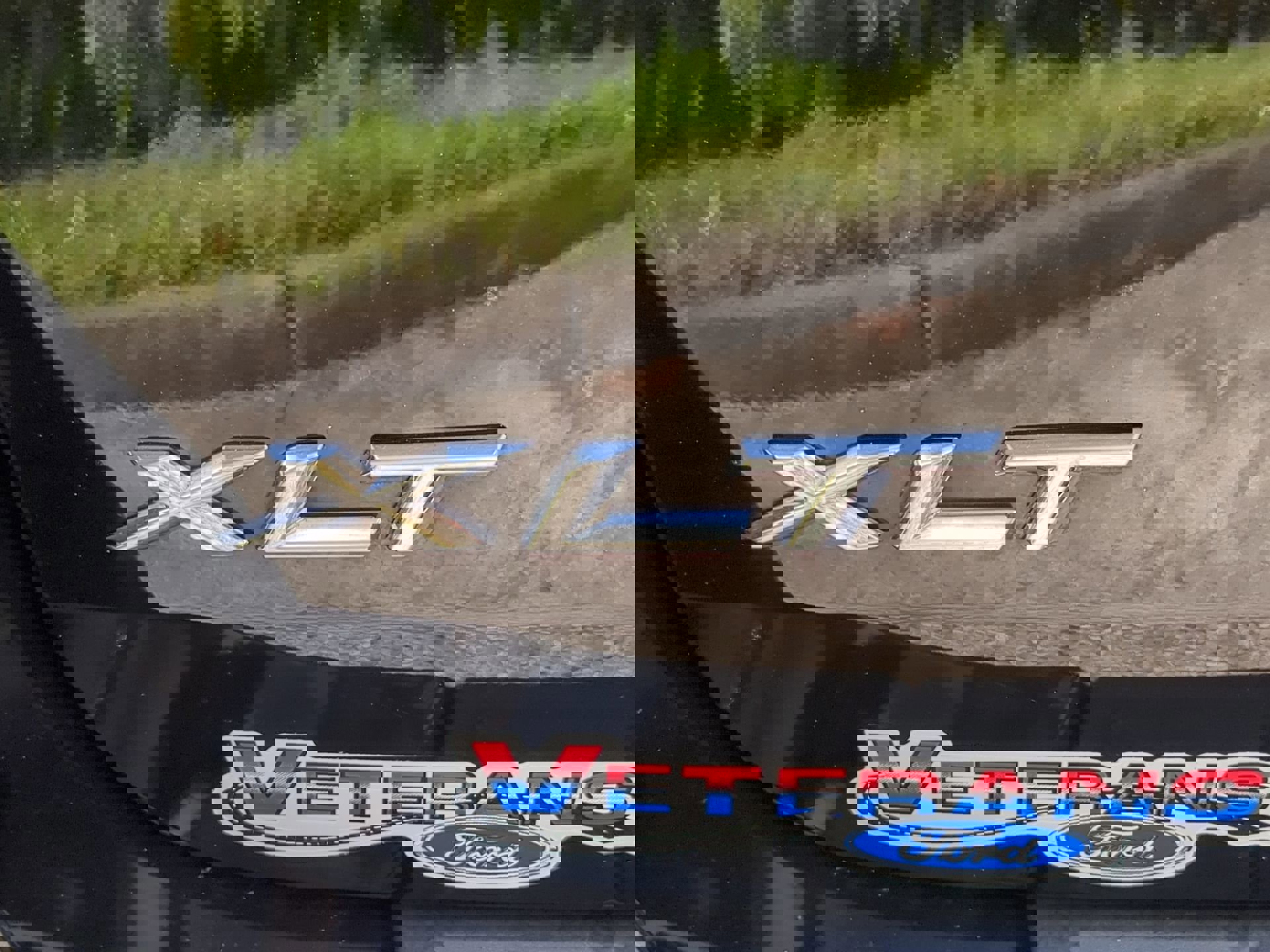 Certified 2022 Ford Explorer XLT w/ Equipment Group 202A image 40