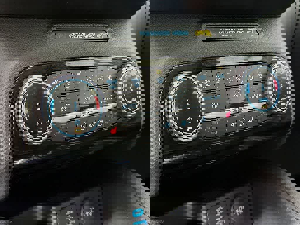 Certified 2022 Ford Escape SEL image 18