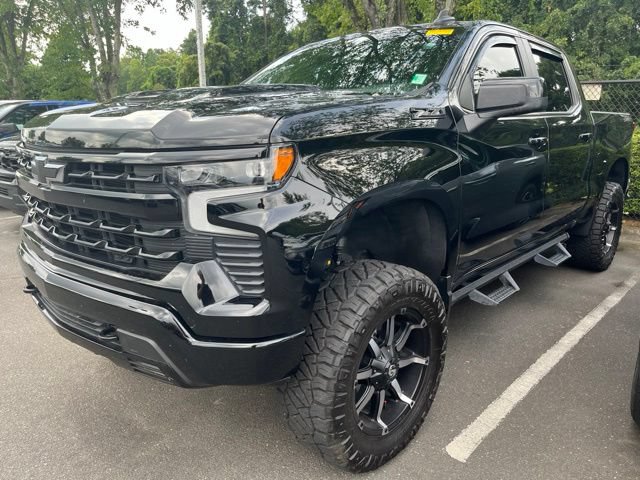 Used 2025 Chevrolet Silverado 1500 LT Trail Boss w/ Dark Appearance Package