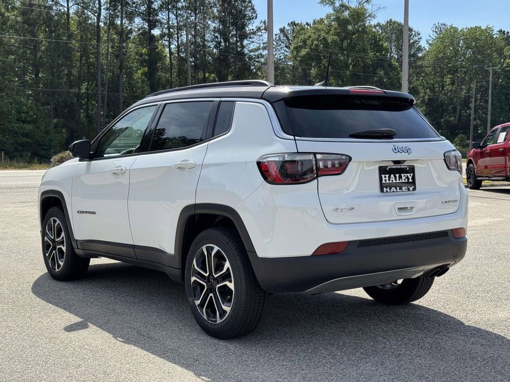Used 2022 Jeep Compass Limited AWD/4WD image 22