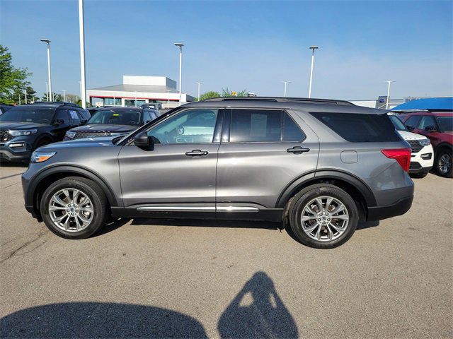 Certified 2023 Ford Explorer XLT w/ Equipment Group 202A image 2