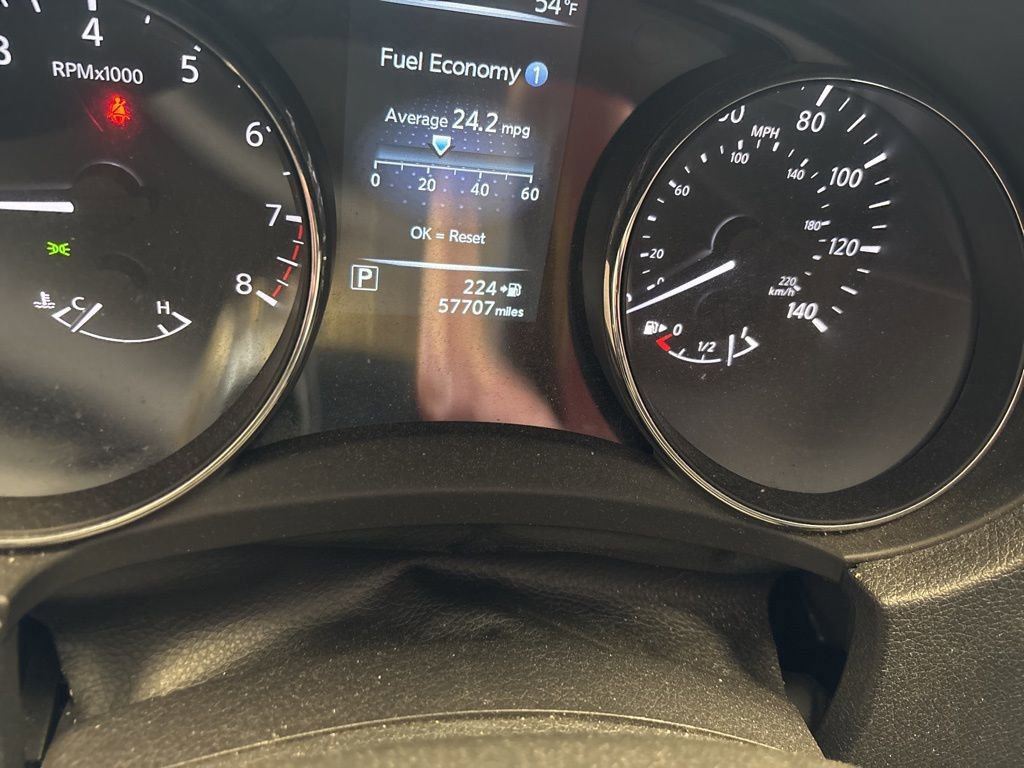 Used 2017 Nissan Rogue SV w/ Midnight Edition Package image 5