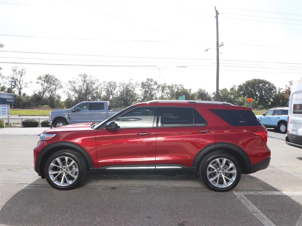 Certified 2022 Ford Explorer Platinum w/ Equipment Group 601A image 5
