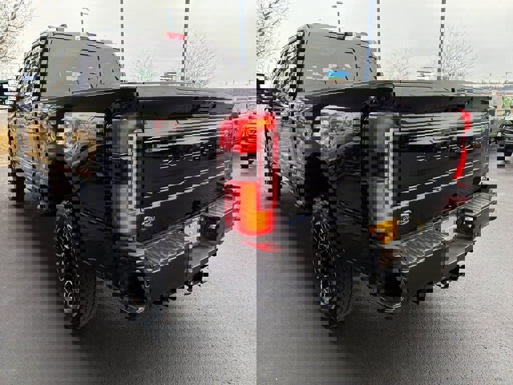 Certified 2025 Ford F350 Platinum image 18