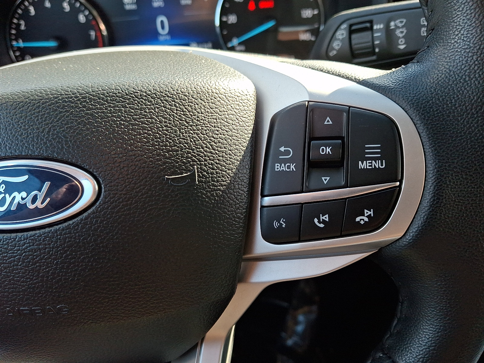 Certified 2023 Ford Explorer XLT AWD/4WD image 23