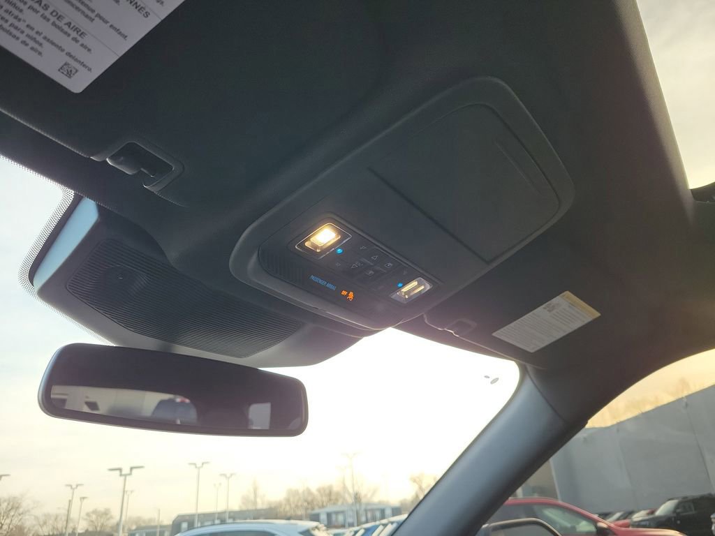 Certified 2023 Ford Explorer ST-Line w/ Class IV Trailer Tow Package image 30