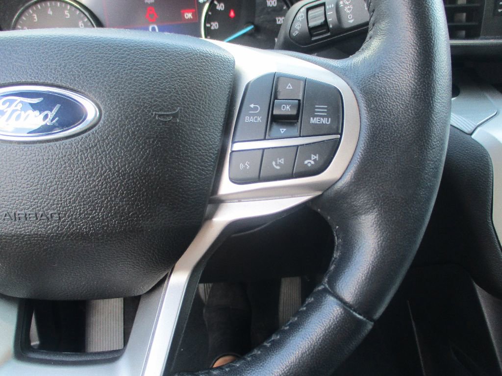 Certified 2022 Ford Explorer XLT w/ Equipment Group 202A image 13