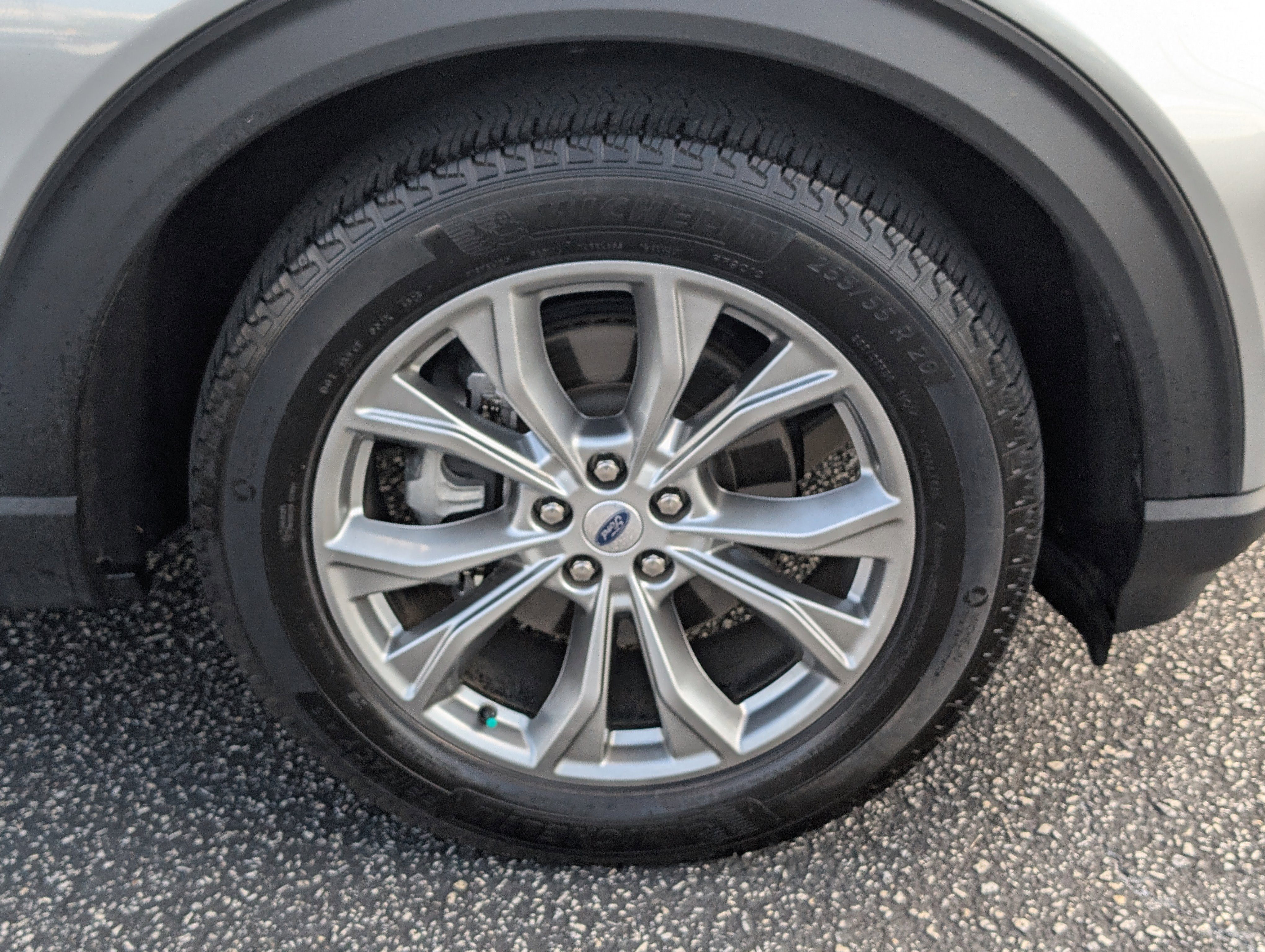 Certified 2023 Ford Explorer XLT w/ Equipment Group 202A image 7