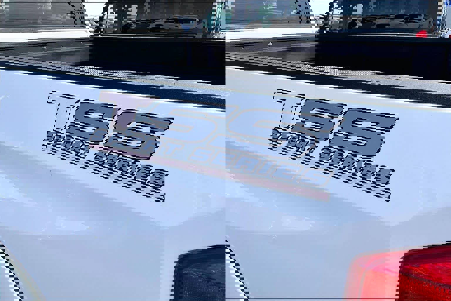 Used 2018 Toyota Tundra SR5 w/ SR5 Upgrade Package image 30