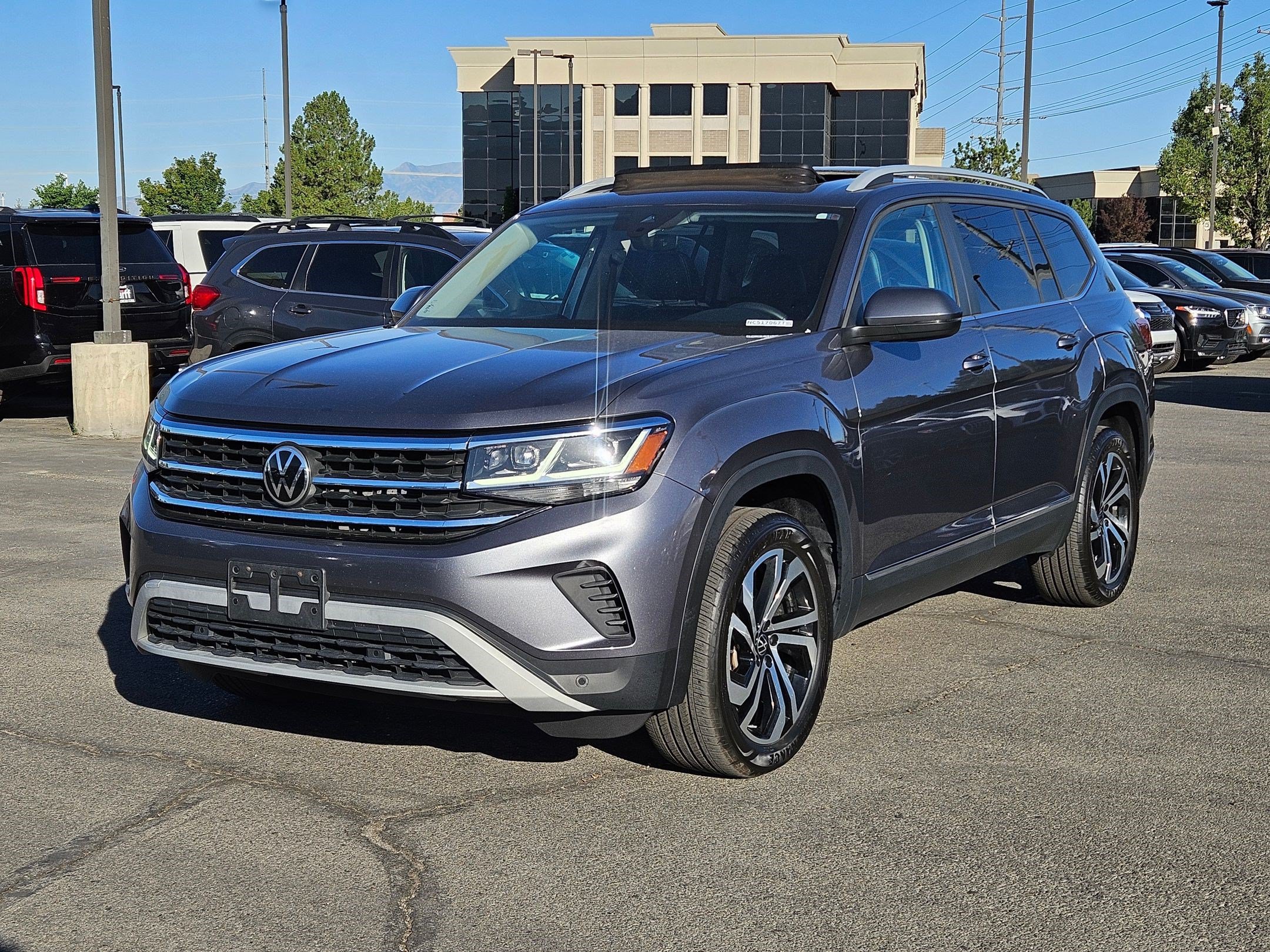 Used 2022 Volkswagen Atlas SEL AWD/4WD image 10