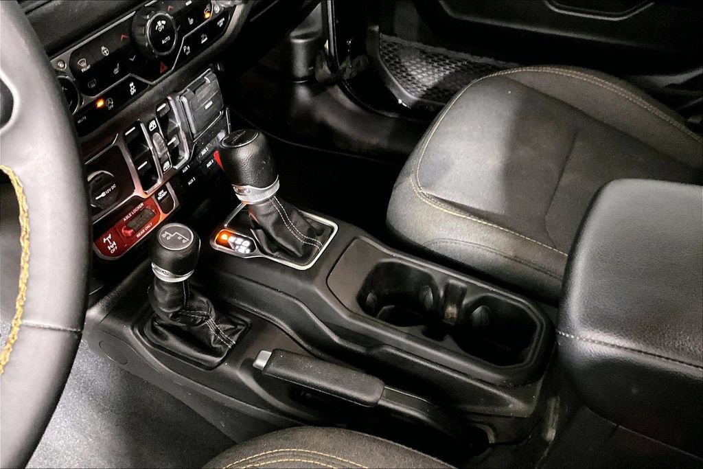 Used 2024 Jeep Gladiator Sport AWD/4WD image 13