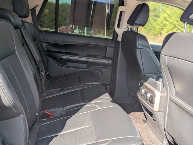 Certified 2023 Ford Expedition XLT image 37