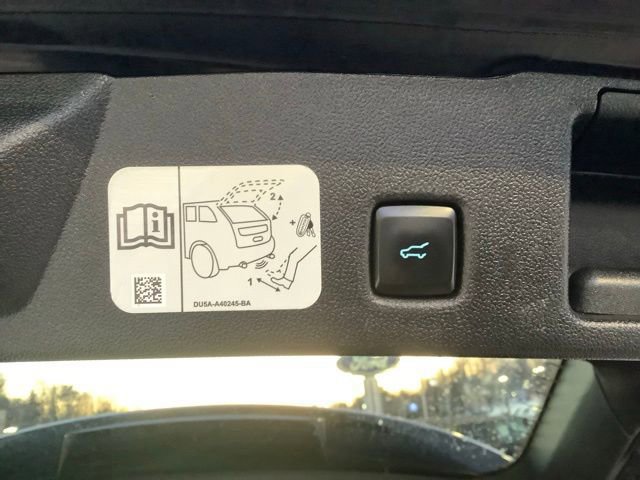 Certified 2020 Ford Escape SEL image 19