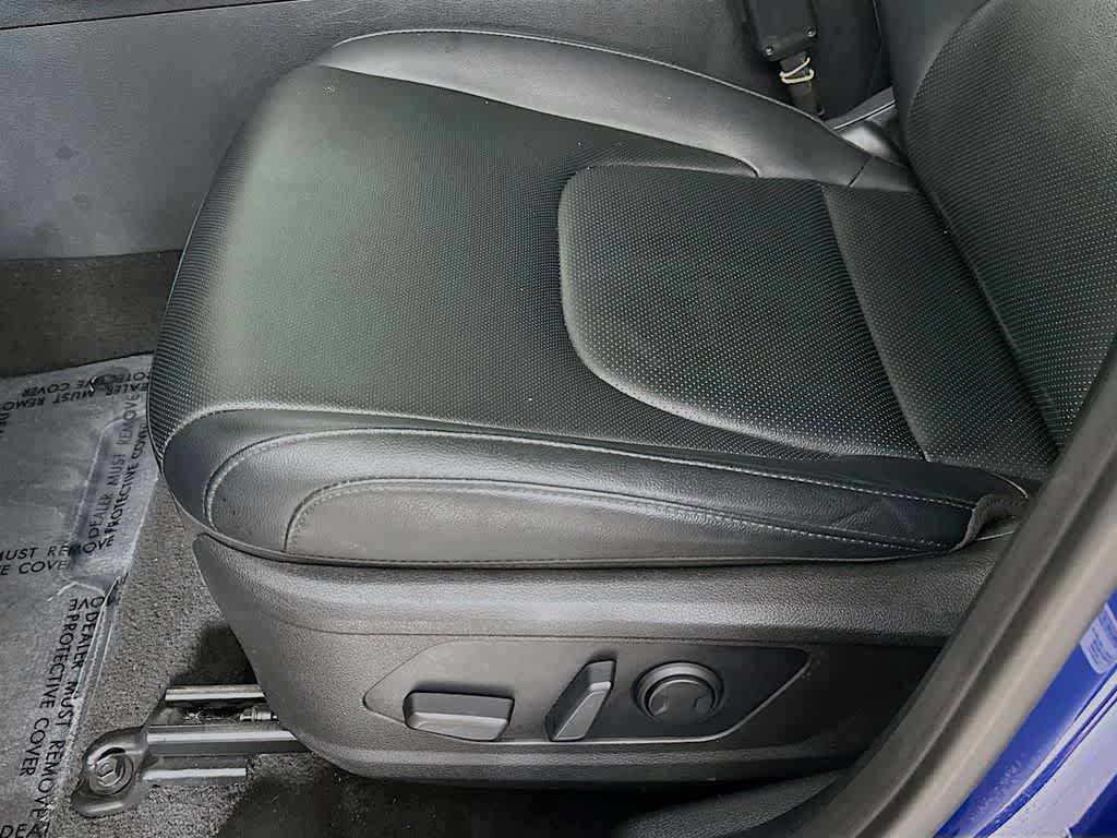 Used 2025 Kia Sportage EX FWD image 29